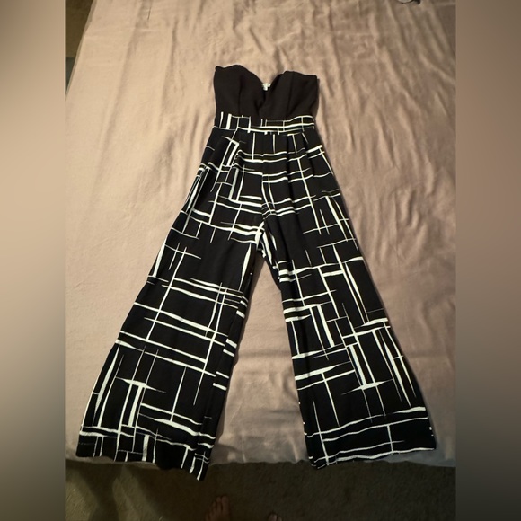 Strapless Romper - Picture 2 of 4